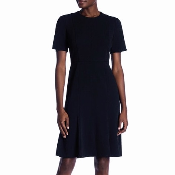 Stella McCartney Black Short Sleeve Wool Crepe Mini Dress SzXS ASO Meghan Markle - Picture 8 of 12